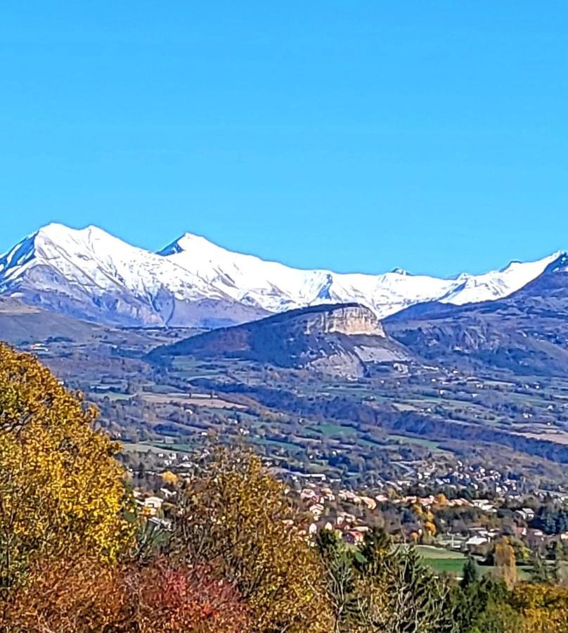 Le Camelia Διαμέρισμα Tallard Εξωτερικό φωτογραφία